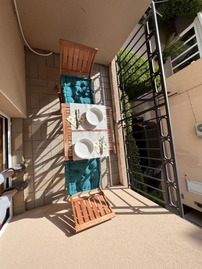 Ksenia Guesthouse Apartments And Studios Будва Екстериор снимка