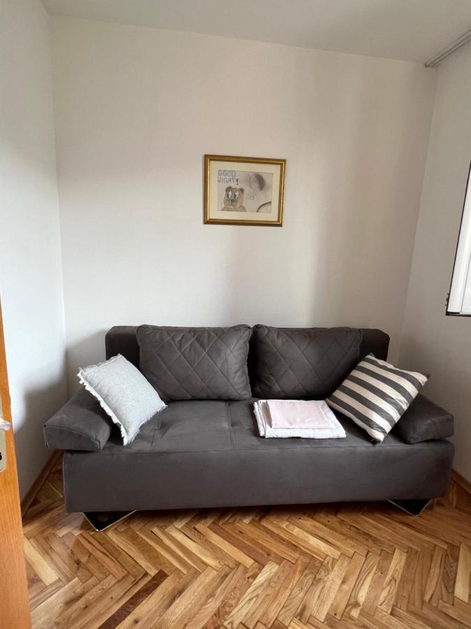 Ksenia Guesthouse Apartments And Studios Будва Екстериор снимка