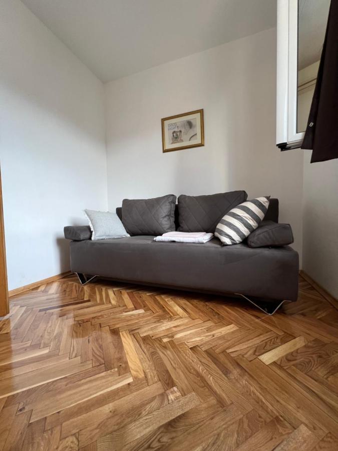 Ksenia Guesthouse Apartments And Studios Будва Екстериор снимка