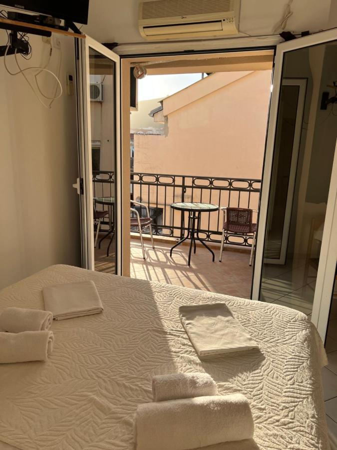 Ksenia Guesthouse Apartments And Studios Будва Екстериор снимка