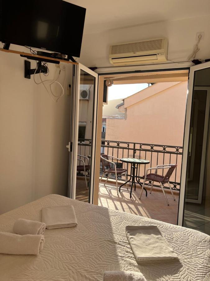 Ksenia Guesthouse Apartments And Studios Будва Екстериор снимка