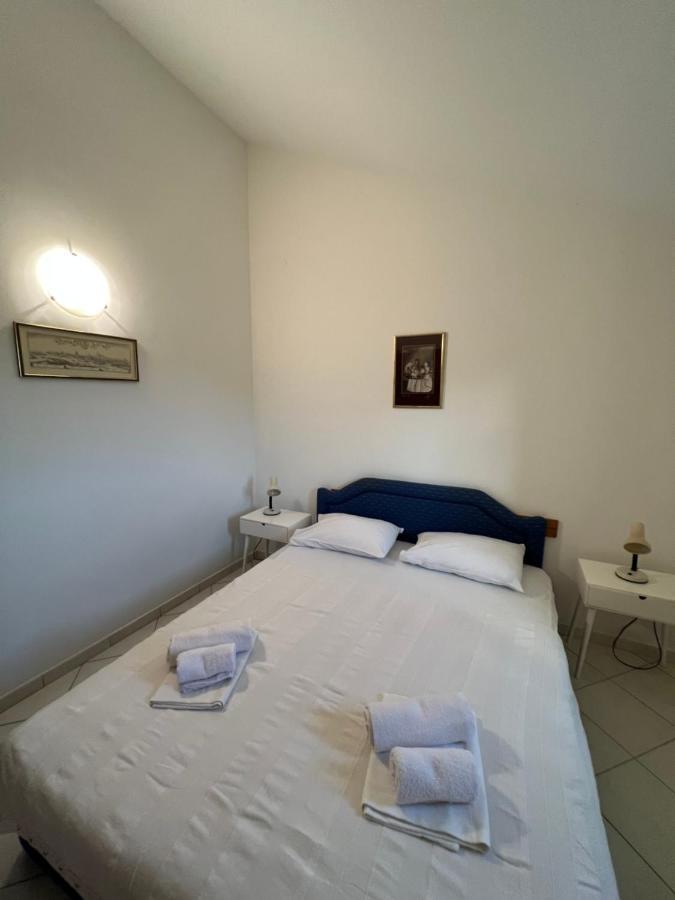 Ksenia Guesthouse Apartments And Studios Будва Екстериор снимка