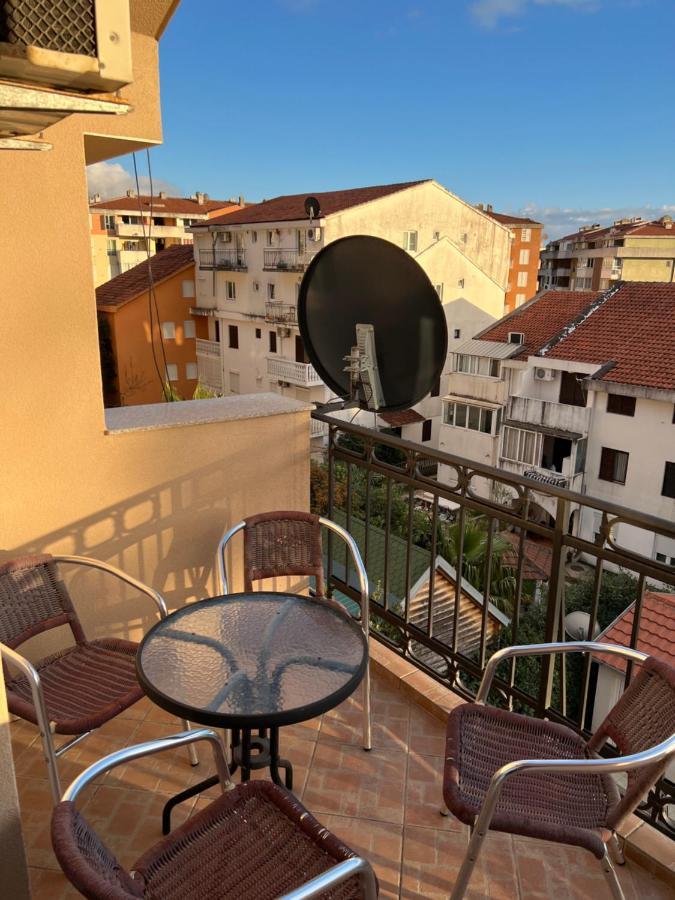 Ksenia Guesthouse Apartments And Studios Будва Екстериор снимка