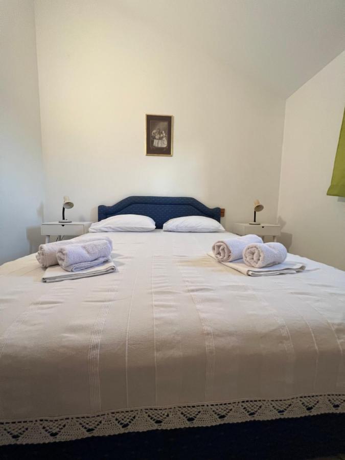 Ksenia Guesthouse Apartments And Studios Будва Екстериор снимка